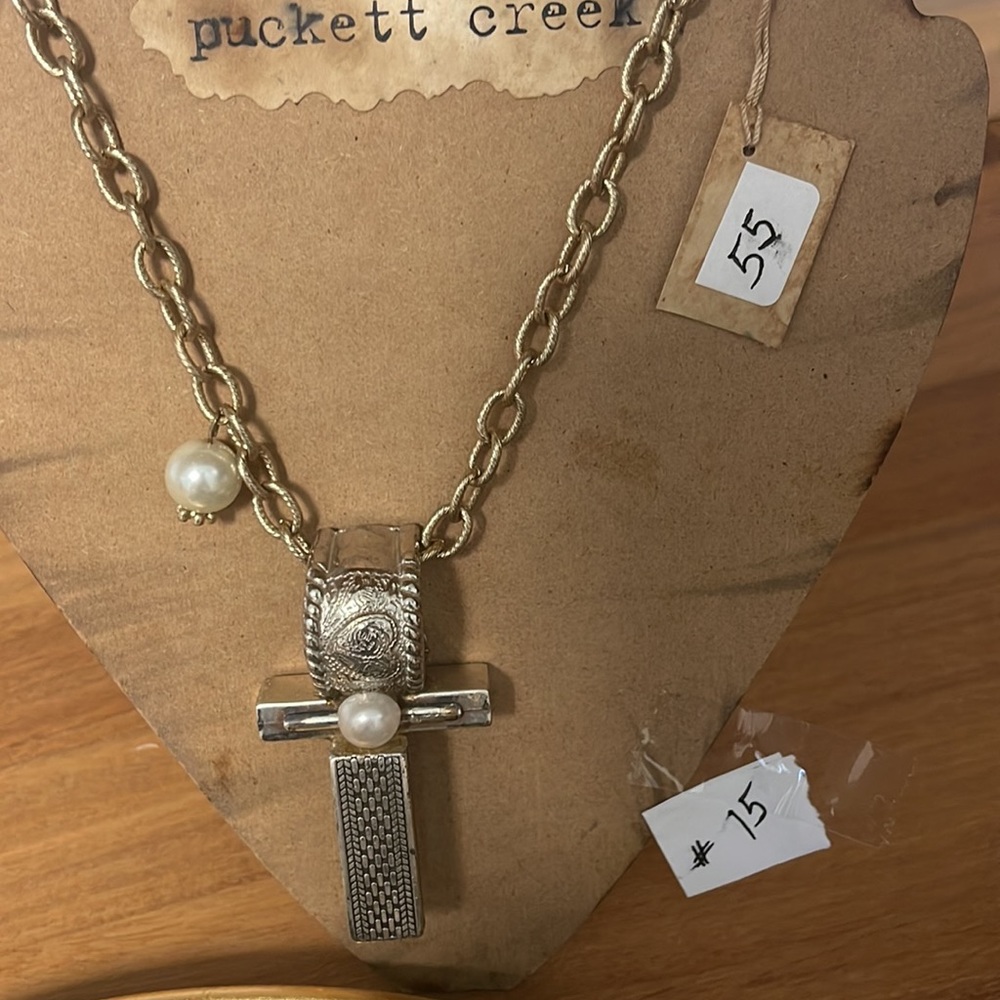 Crosses w/Pearl
